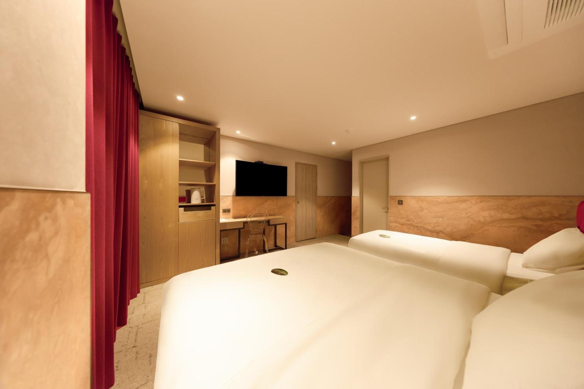 Capace Hotel Gangnam Seoul Exterior photo