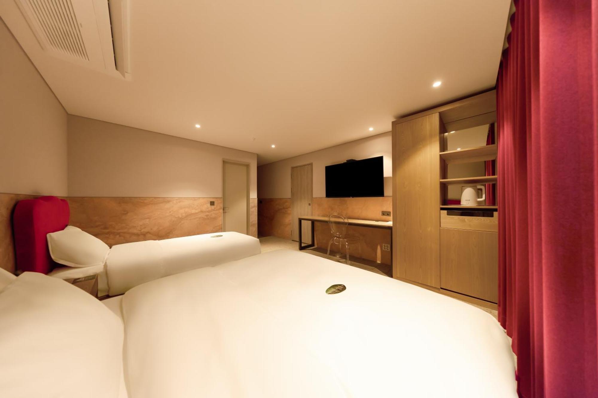 Capace Hotel Gangnam Seoul Exterior photo