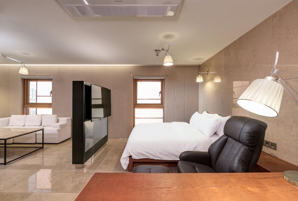 Capace Hotel Gangnam Seoul Exterior photo