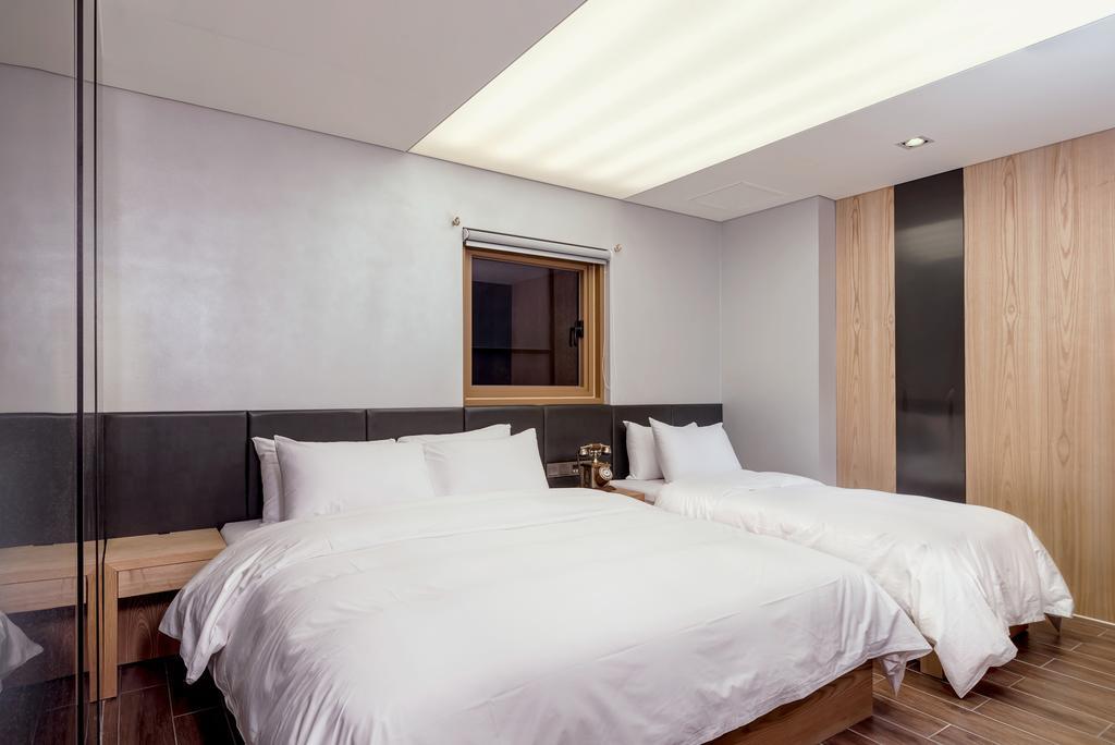 Capace Hotel Gangnam Seoul Exterior photo
